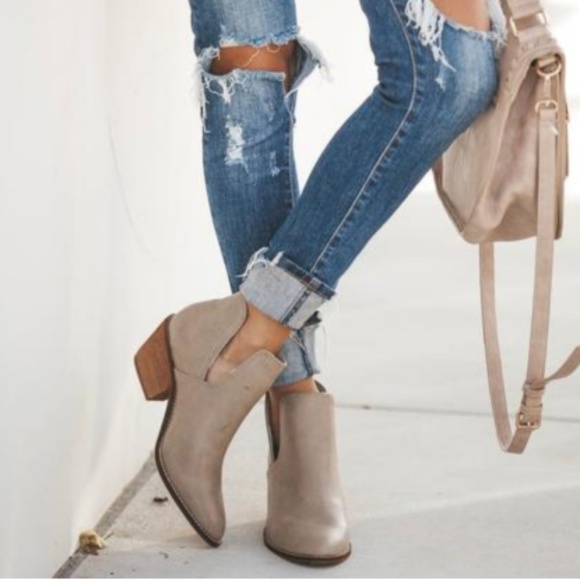 taupe chelsea boots